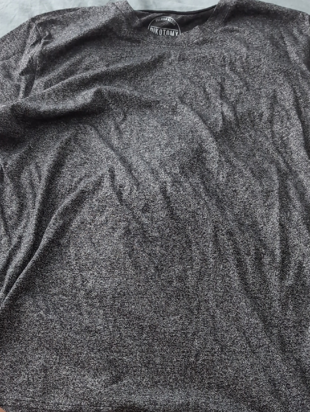 Dikotomy Tee- L